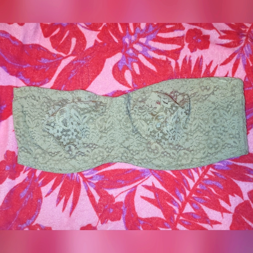 Bra, skin color, lace